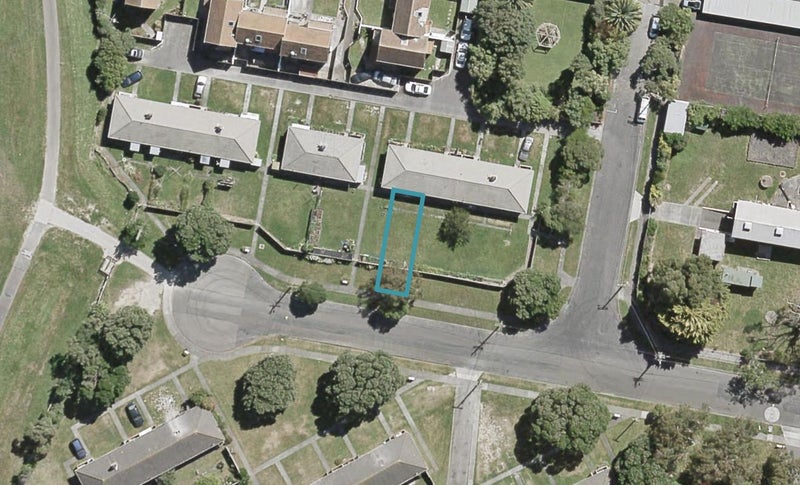 36A Barber Grove, Moera, Lower Hutt - Carousel 1