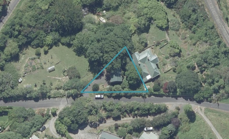 20 William Street, Careys Bay, Dunedin - Carousel 1
