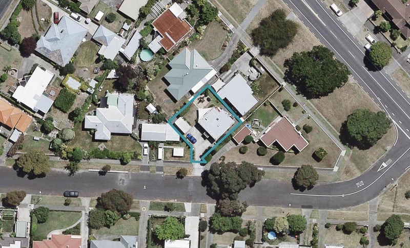 1A Logan Avenue, Napier South, Napier - Carousel 1