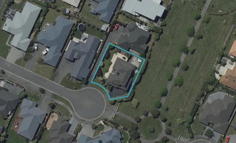 15 Marguerite Place, Aidanfield, Christchurch - Carousel 1