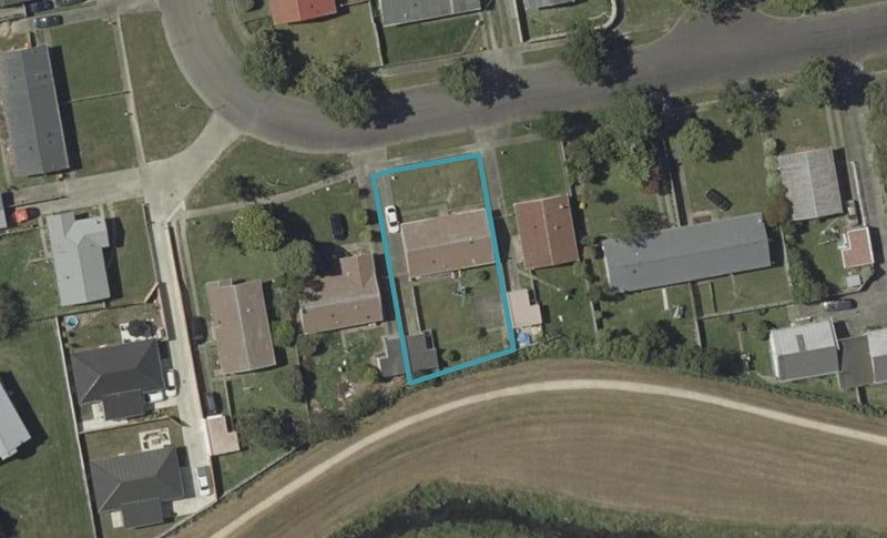59 Robinson Crescent, Westbrook, Palmerston North - Carousel 1