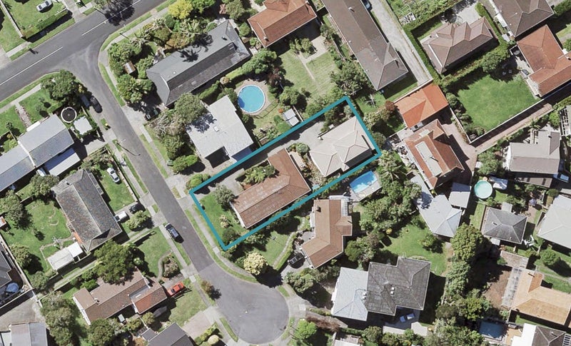 6A Pedersen Place, Bucklands Beach, Auckland - Carousel 1