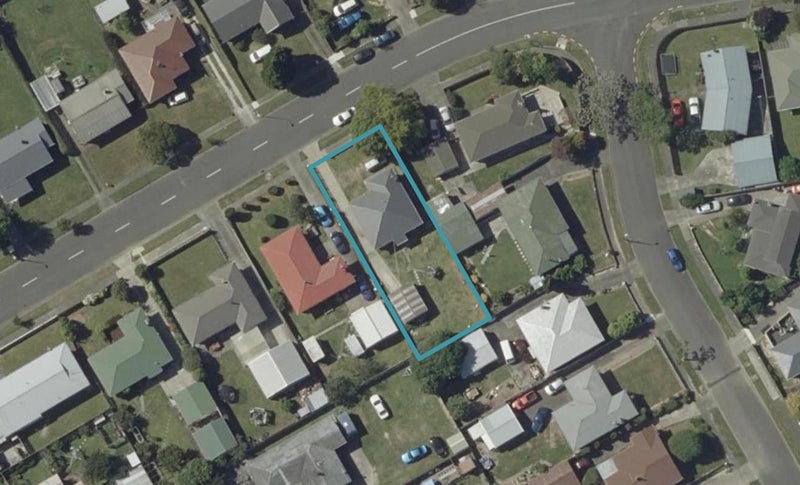 16 Pembroke Street, Highbury, Palmerston North - Carousel 1