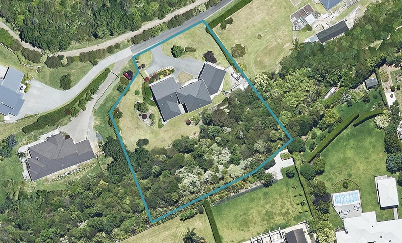 21A Bradley Avenue, Pyes Pa, Tauranga - Carousel 1