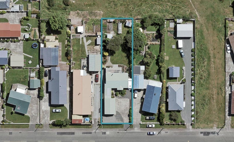 52 Renfrew Street, Waikiwi, Invercargill - Carousel 1
