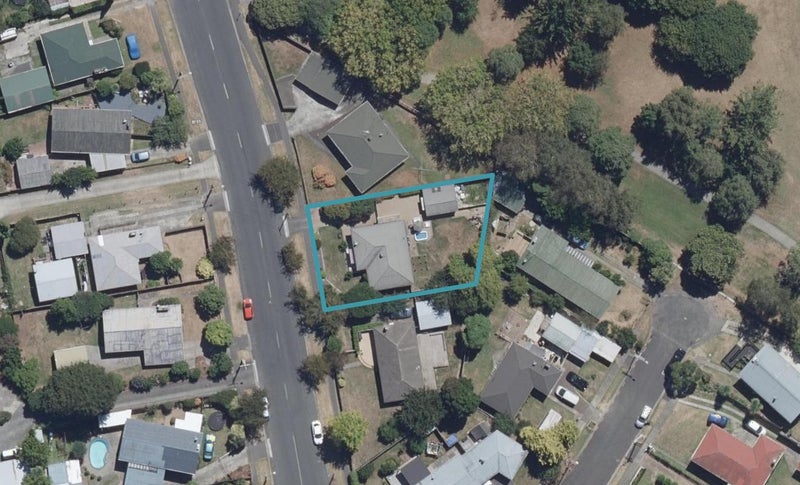 64 Morris Road, Hillcrest, Hamilton - Carousel 1