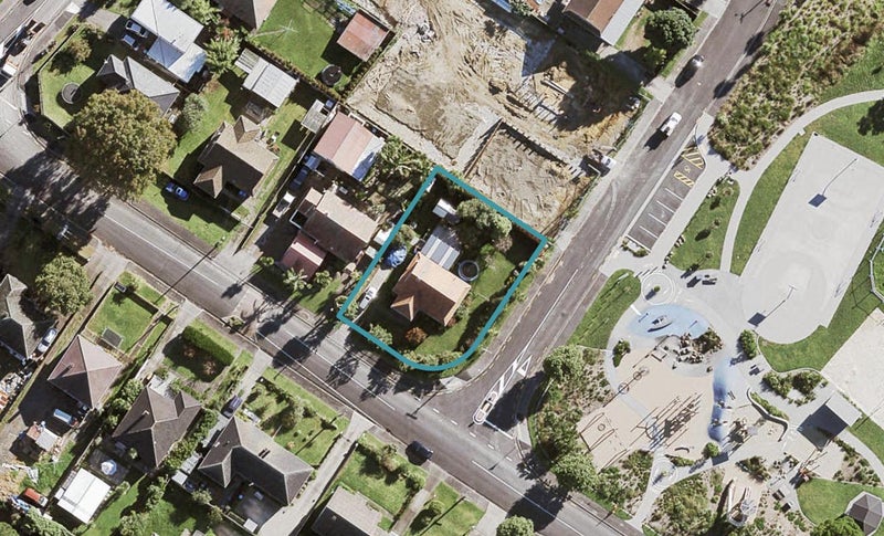 35 Herdman Street, Waterview, Auckland - Carousel 1