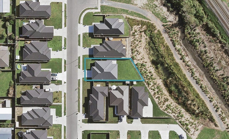 12 Captain Mitchell Drive, Opaheke, Papakura - Carousel 1