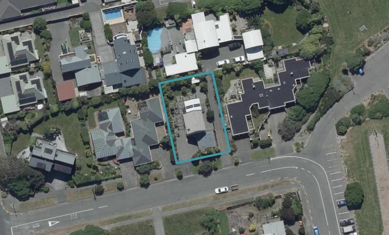 3 Larnach Street, Waimairi Beach, Christchurch - Carousel 1