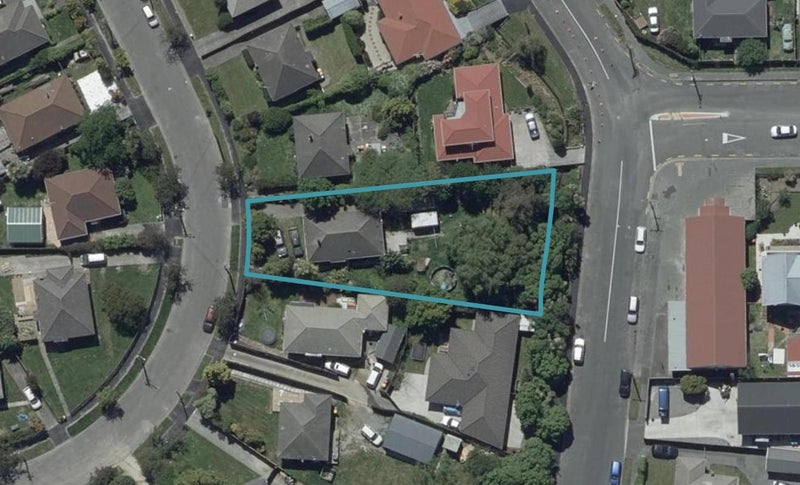 18 Bellbrook Crescent, Shirley, Christchurch - Carousel 1