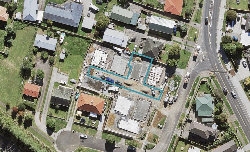 4 Matomato Lane, Mount Roskill, Auckland - Carousel 1