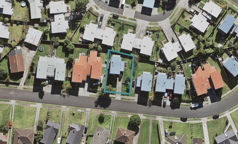 18 Vickers Crescent, Mangere, Auckland - Carousel 1