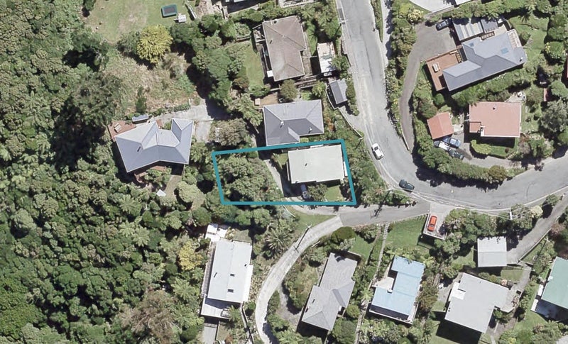 11B Titiro Moana Road, Korokoro, Lower Hutt - Carousel 1