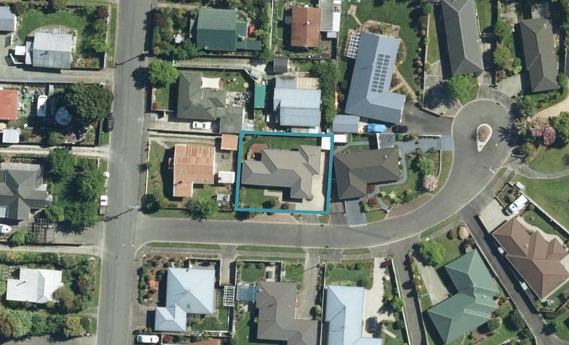 3 Pukeone Place, Motueka - Carousel 1