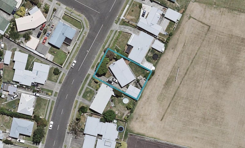 31 Freyberg Avenue, Tamatea, Napier - Carousel 1