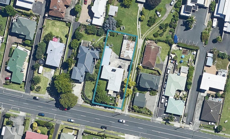 215 Ngatai Road, Otumoetai, Tauranga - Carousel 1