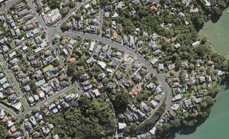 38A Hinemoa Street, Birkenhead, Auckland - Carousel 1