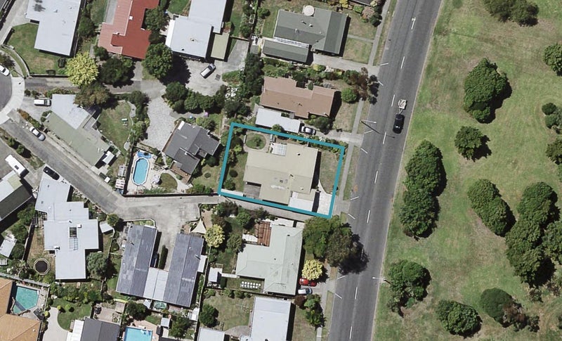 86 York Avenue, Tamatea, Napier - Carousel 1