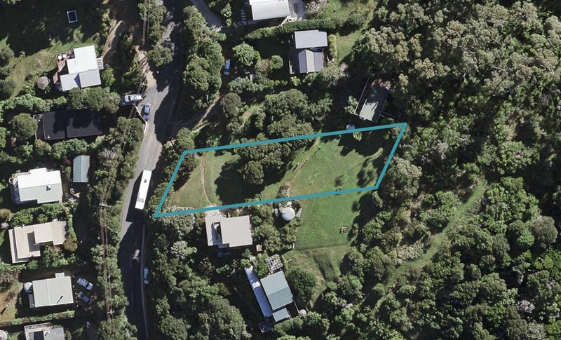 69 O'brien Road, Ōmiha, Waiheke Island - Carousel 1