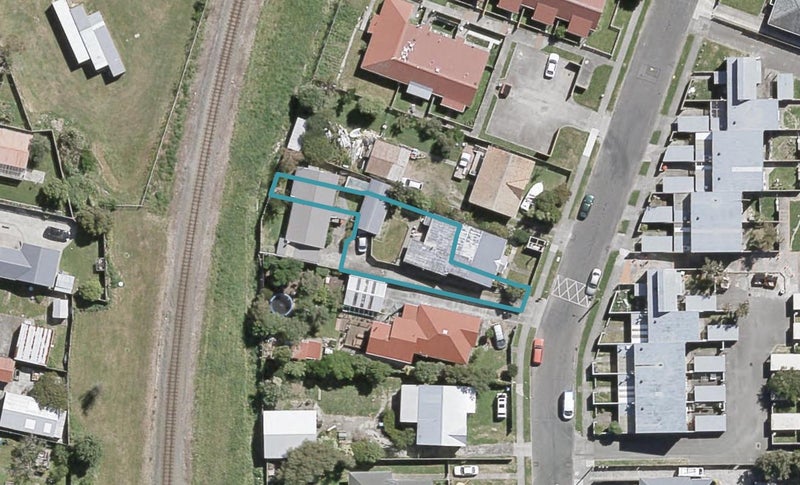 12/15 Awamutu Grove, Waiwhetu, Lower Hutt - Carousel 1