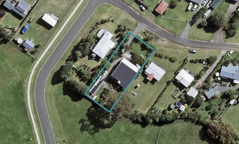 25 Sergeant Road, Waiuku - Carousel 1
