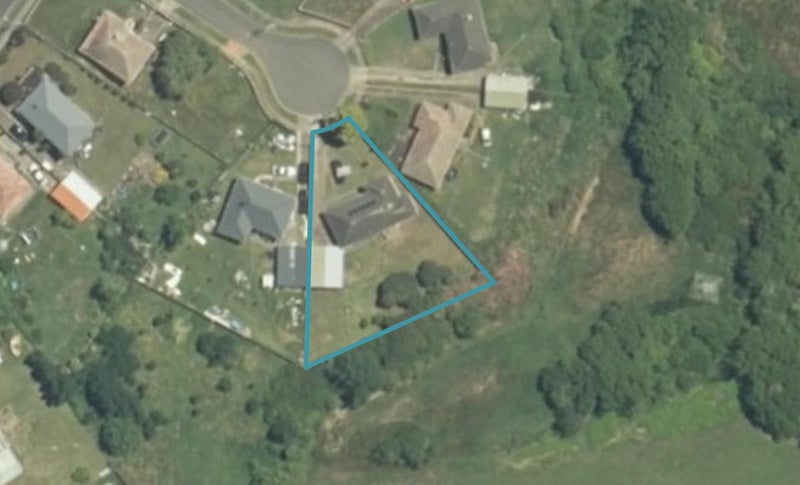 5 Tainui Street, Meremere - Carousel 1
