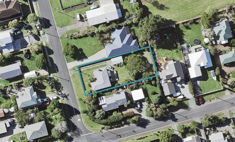 59 Bell Road, Beachlands, Auckland - Carousel 1