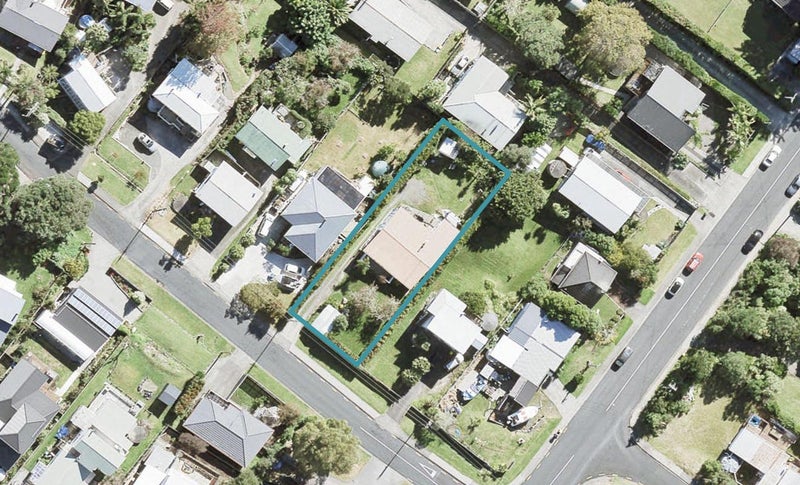 7 Gledstane Road, Stanmore Bay, Whangaparaoa - Carousel 1