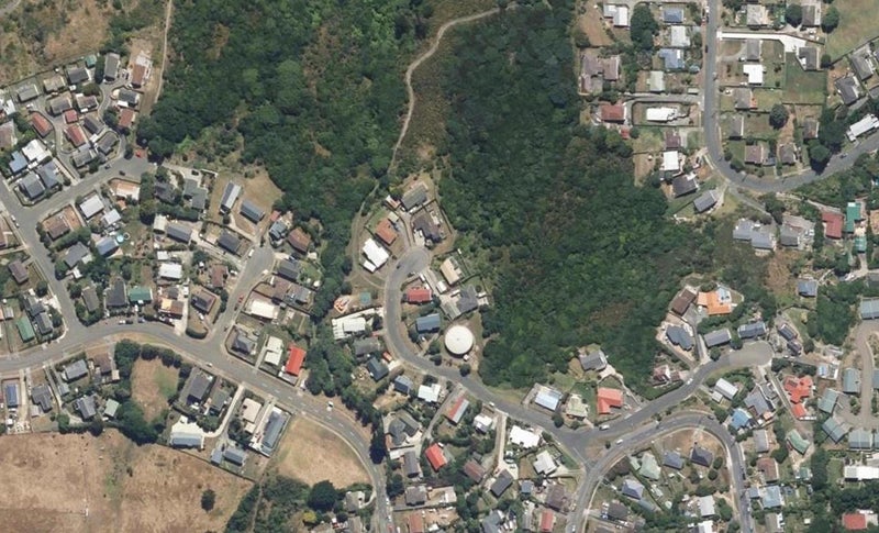 18 Tuna Terrace, Titahi Bay, Porirua - Carousel 1