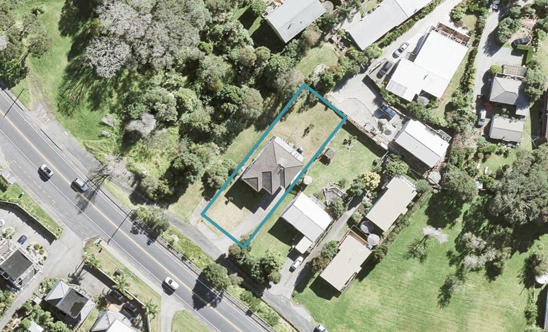 486 Whangaparaoa Road, Stanmore Bay, Whangaparāoa - Carousel 1