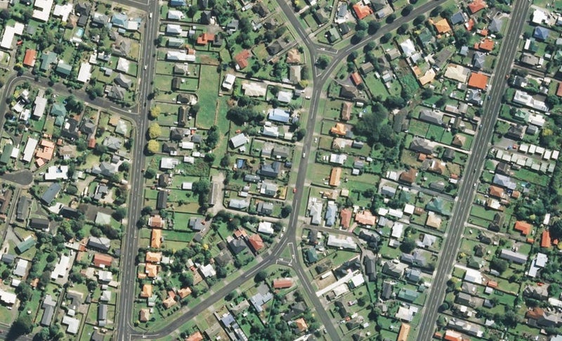 39D Dixon Avenue, Hawera, Hawera - Carousel 1