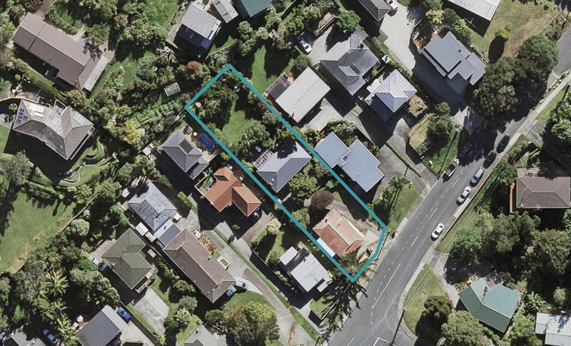 1/16 Hogans Road, Glenfield, Auckland - Carousel 1
