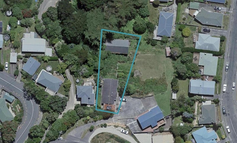 167 Helston Road, Paparangi, Wellington - Carousel 1