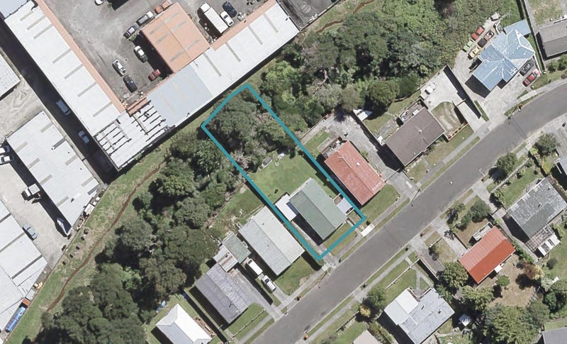 10 Oaklands Grove, Clouston Park, Upper Hutt - Carousel 1