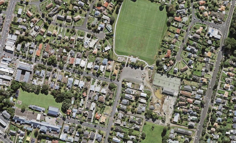 32 Keystone Avenue, Mount Roskill, Auckland - Carousel 1
