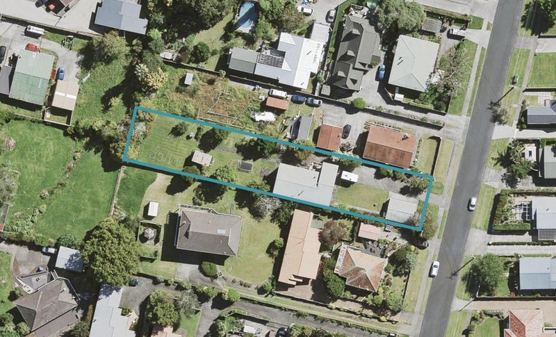 7 Ambler Avenue, Glen Eden, Auckland - Carousel 1