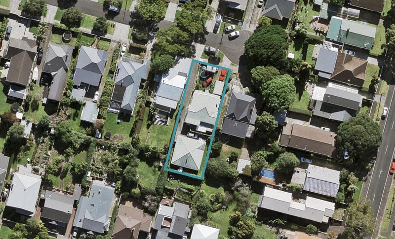 41 Tranmere Road, Sandringham, Auckland - Carousel 1