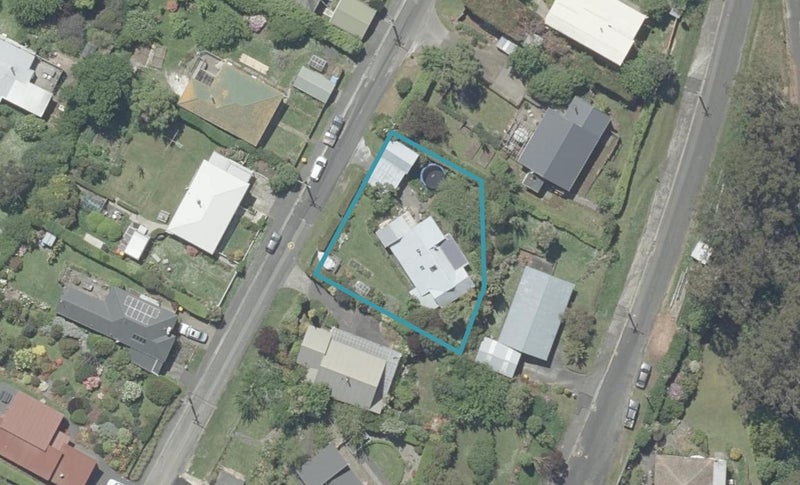 9 Eagle Street, Saint Leonards, Dunedin - Carousel 1