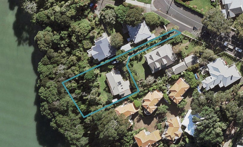 38 Clarence Road, Northcote Point, Auckland - Carousel 1