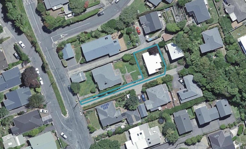 54 Parkvale Road, Karori, Wellington - Carousel 1