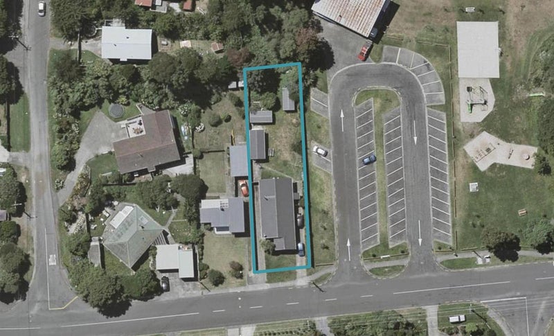 19 Menin Road, Raumati South, Paraparaumu - Carousel 1