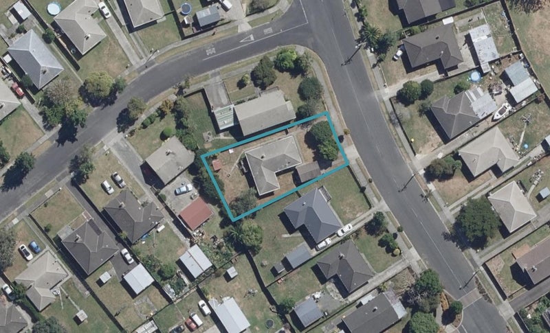 85 Heath Street, St Andrews, Hamilton - Carousel 1