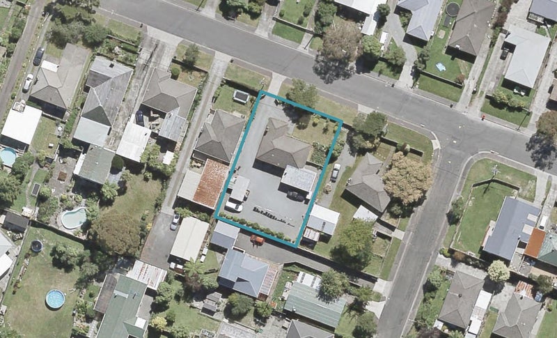 36 Gillespies Road, Birchville, Upper Hutt - Carousel 1