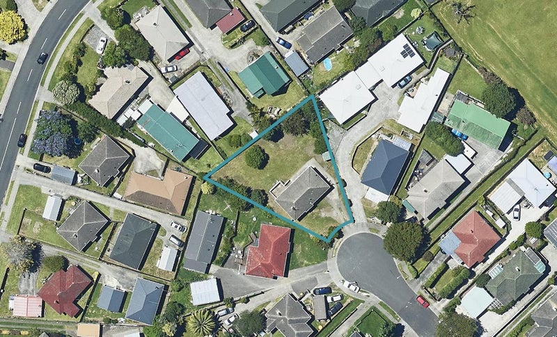 22 Dunkirk Street, Gate Pa, Tauranga - Carousel 1