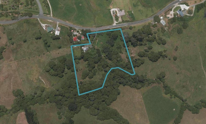 82 Kaiwaka-Mangawhai Road, Wellsford - Carousel 1