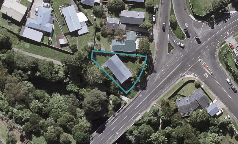 56 Cumberland Street, Merrilands, New Plymouth - Carousel 1