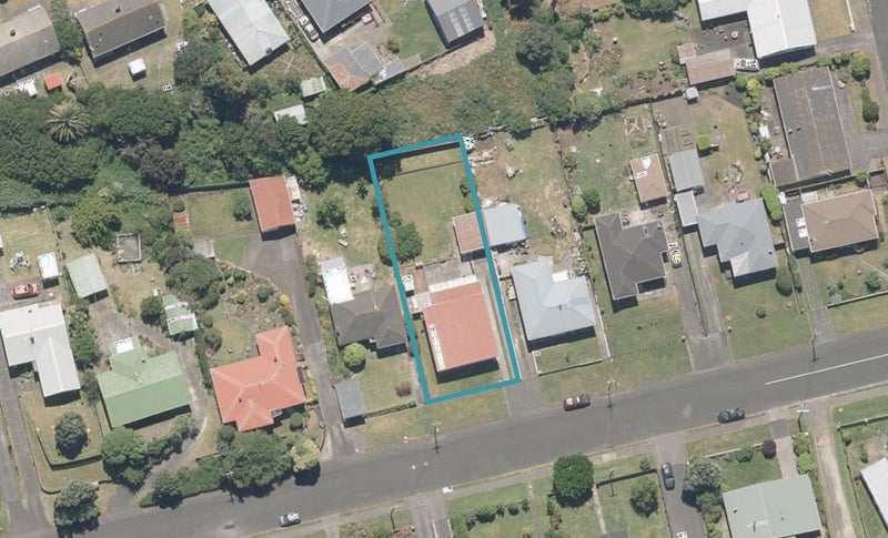 42 Rimu Street, Gonville, Whanganui - Carousel 1
