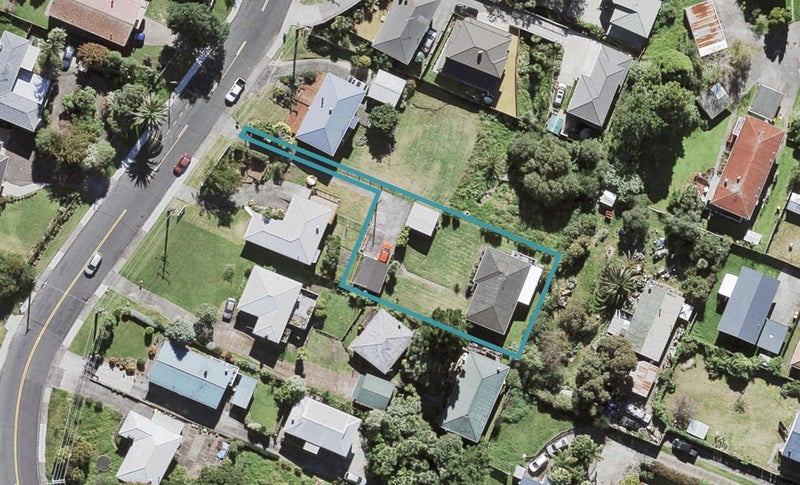 15A Kelwyn Road, Kelston, Auckland - Carousel 1