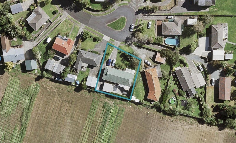 17 Leatham Crescent, Opaheke, Papakura - Carousel 1