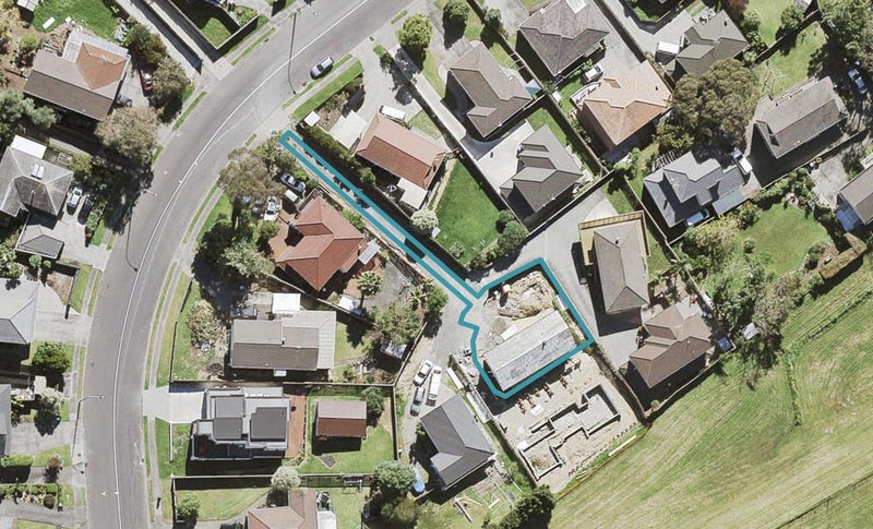 90 The Avenue, Lynfield, Auckland - Carousel 1